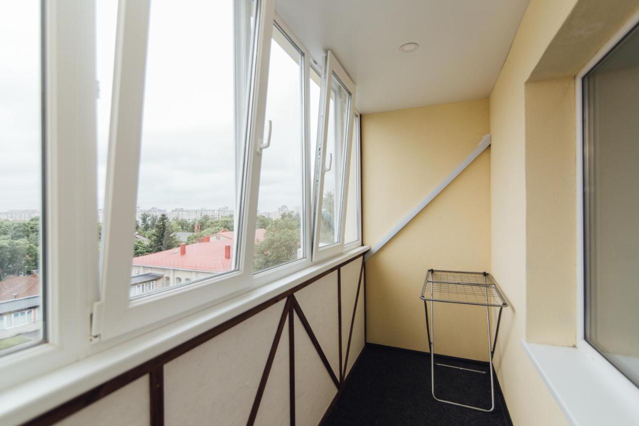 Vip Apartments Faraon Centr スームィ エクステリア 写真
