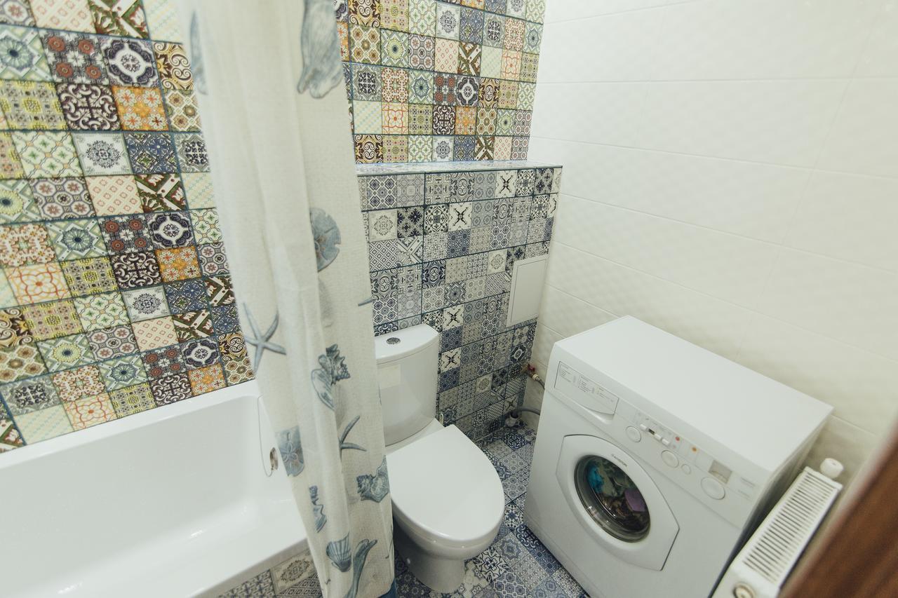 Vip Apartments Faraon Centr スームィ エクステリア 写真