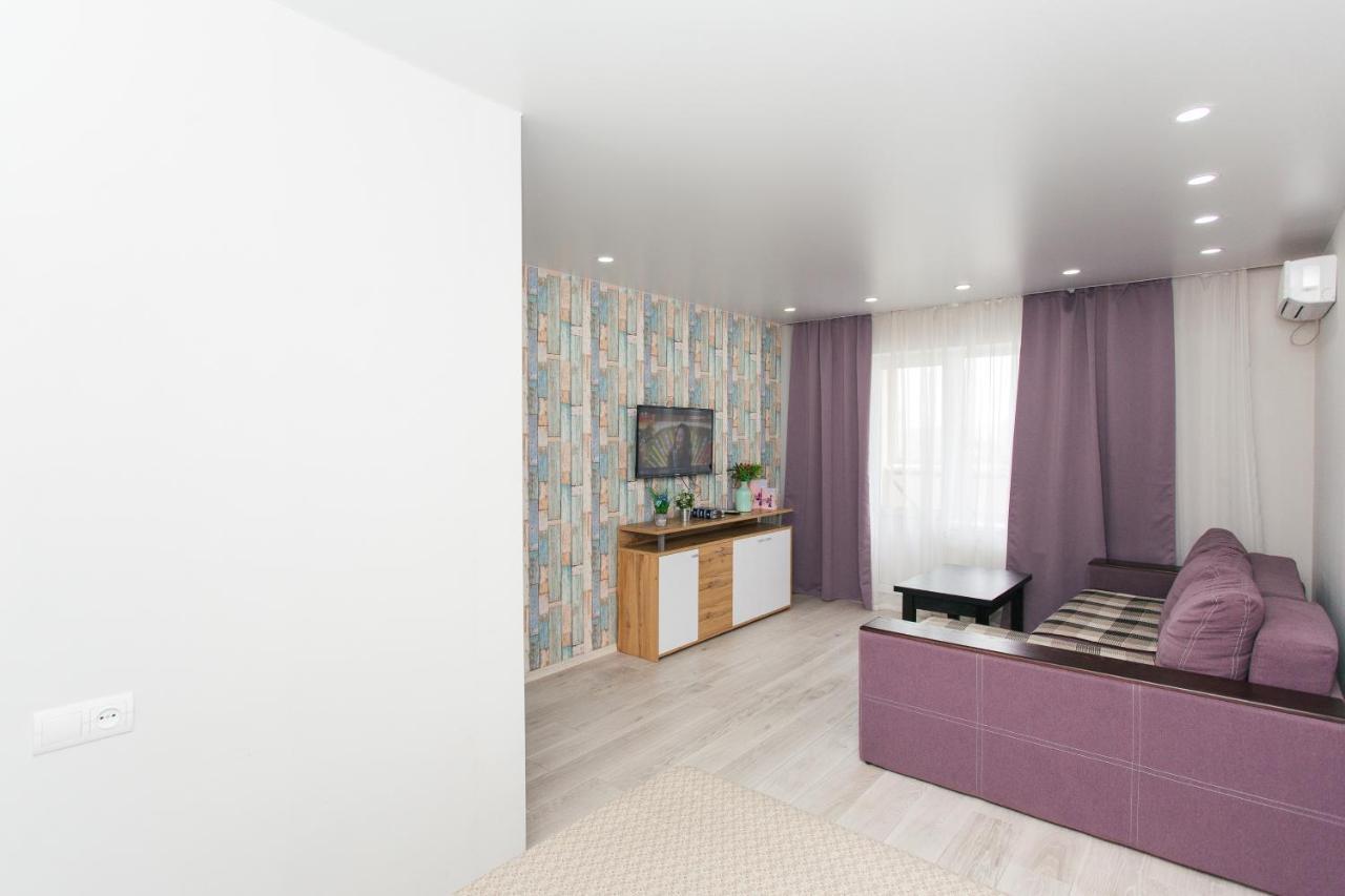 Vip Apartments Faraon Centr スームィ エクステリア 写真